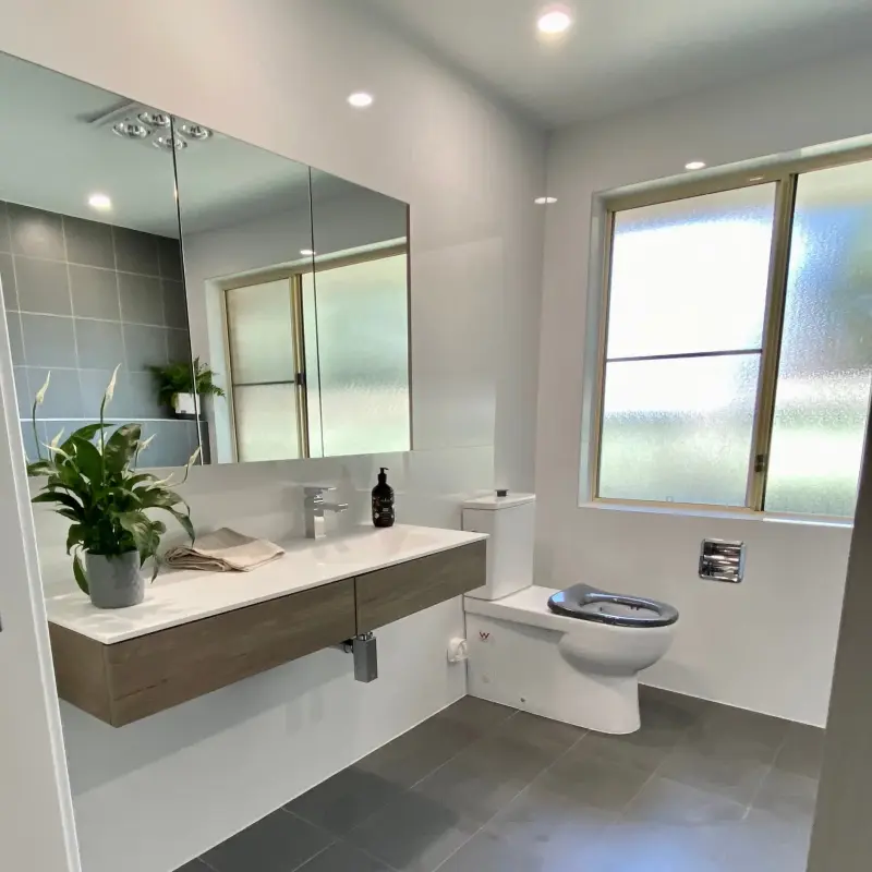 SmartRoll installed in tiled bathroom